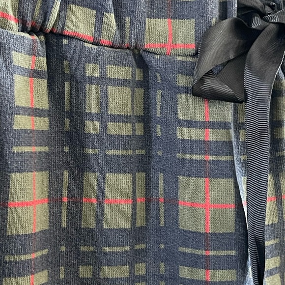 Unique Elevated Checkered Boutique Boci Track Pants - Picture 4 of 7